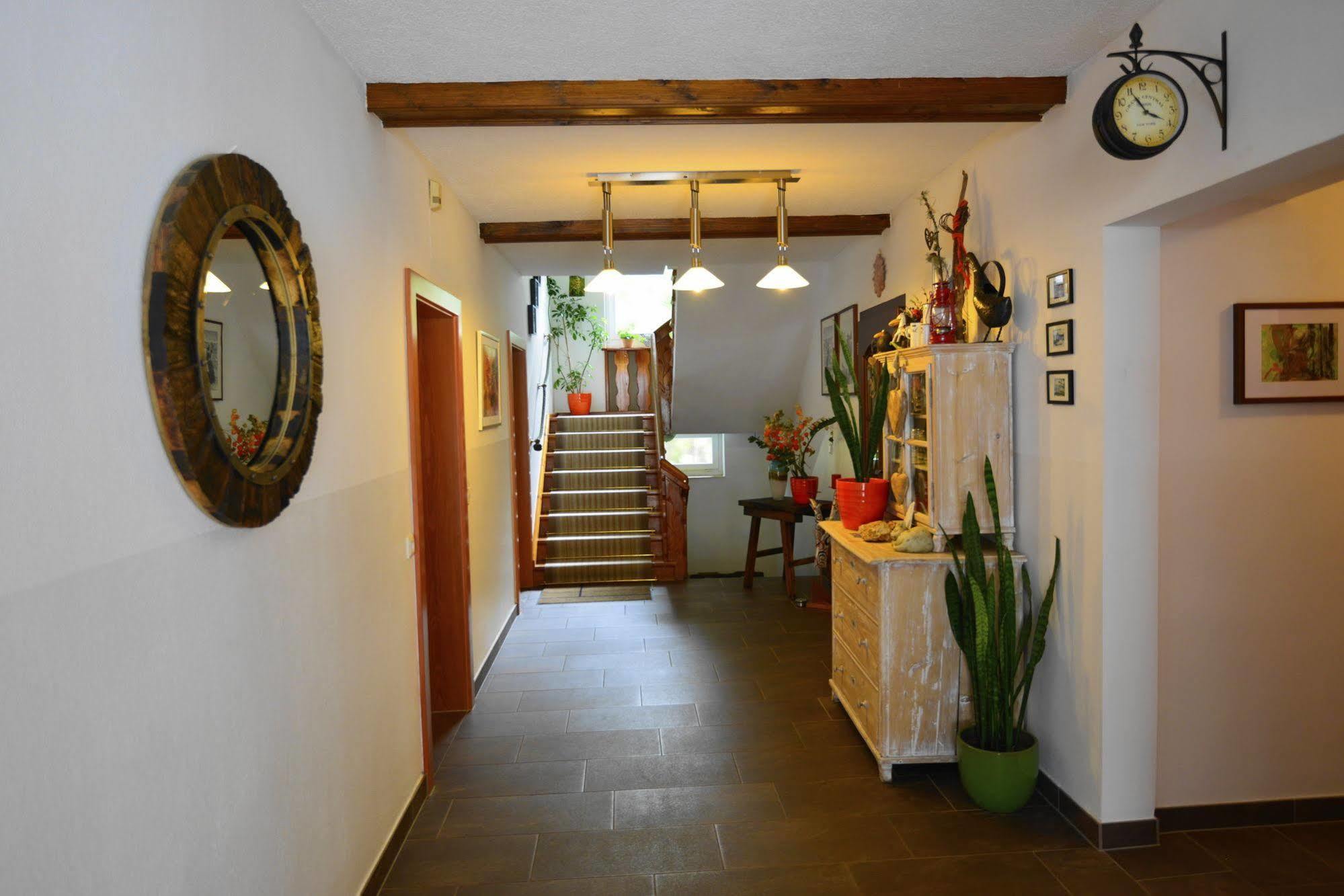 אוברוולאך Gaestehaus Zwischenberger מראה חיצוני תמונה